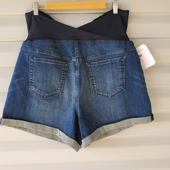 Isabel Maternity denim shorts - Picture 3 of 10